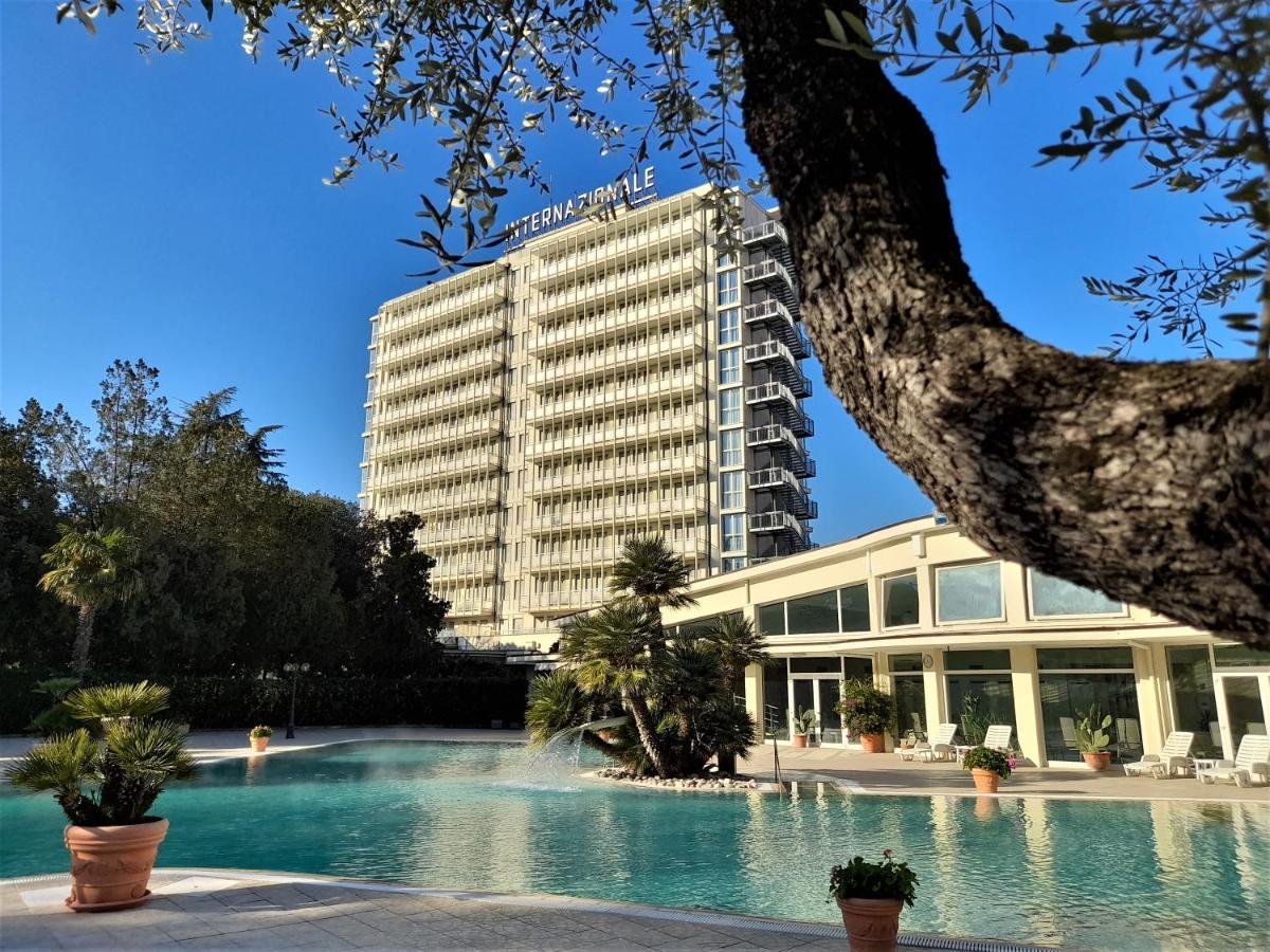 Hotel Internazionale Terme Abano Terme Exterior foto