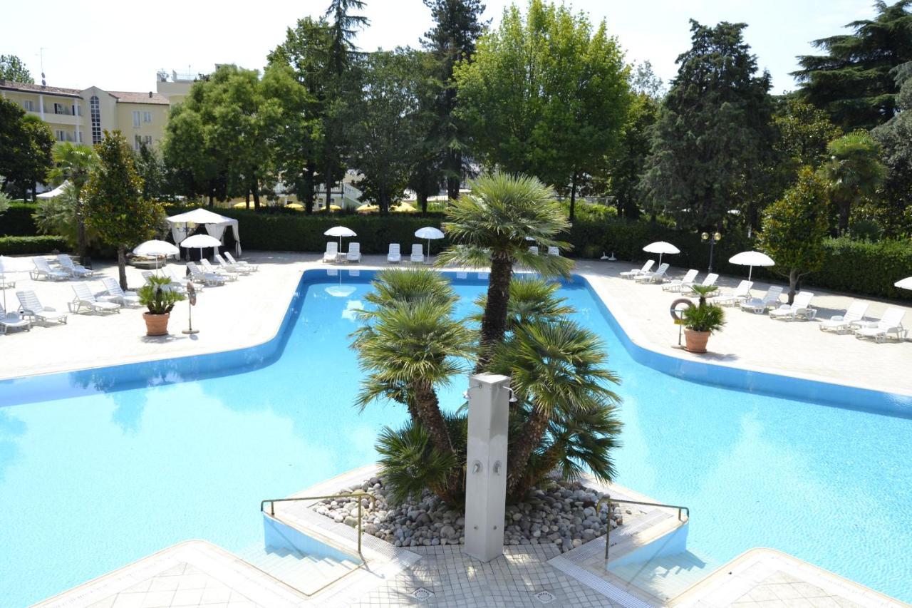 Hotel Internazionale Terme Abano Terme Exterior foto