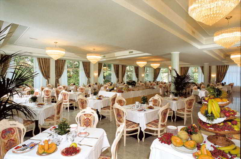 Hotel Internazionale Terme Abano Terme Exterior foto